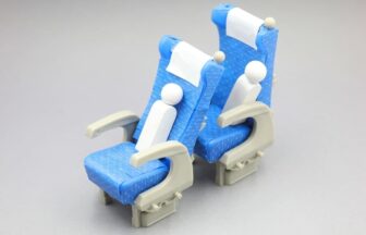 どこまでOK？出張 新幹線の車内飲食・座席リクライニングの暗黙のマナー